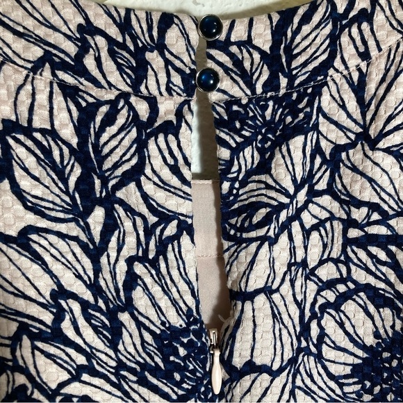 The Limited Sleeveless Midi Dress Pink and Navy Floral Round Neck size 2 - Picture 4 of 7